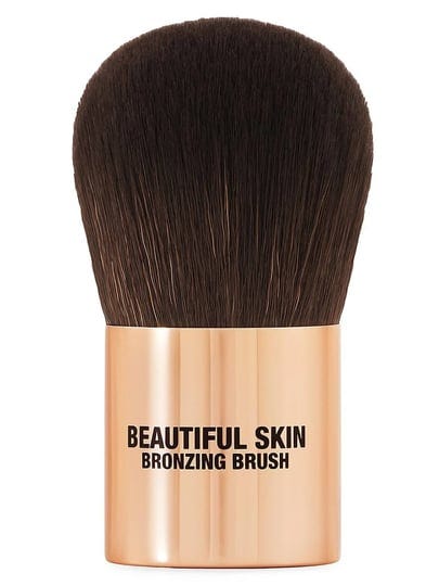 charlotte-tilbury-beautiful-skin-bronzer-brush-1