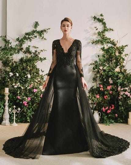 adela-designs-the-gothic-diva-black-wedding-dress-10-1