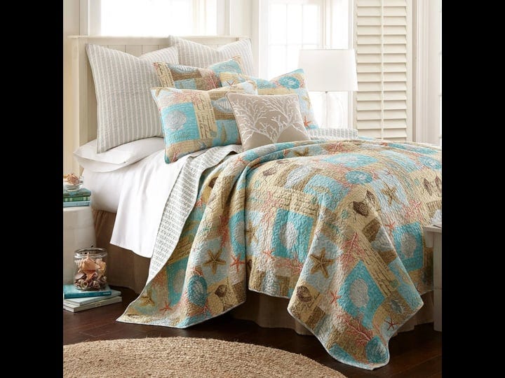 levtex-bridgetown-quilt-set-coral-twin-1