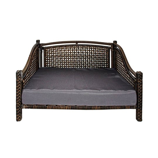 iconic-pet-maharaja-rattan-indoor-outdoor-pet-bed-1