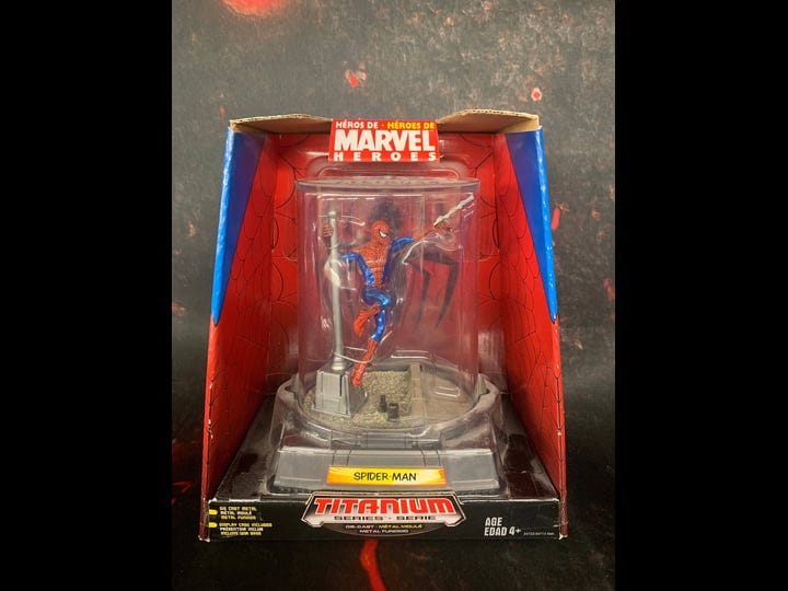 marvel-heroes-titanium-series-die-cast-spider-man-1