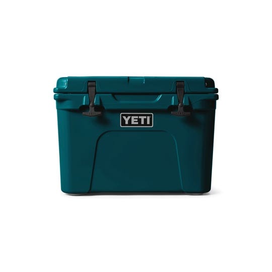 yeti-tundra-35-hard-cooler-agave-teal-1