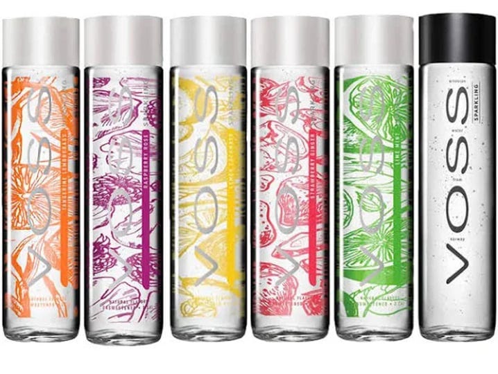 voss-raspberry-rose-lime-mint-lemon-cucumber-sparkling-water-tangerine-lemongrass-variety-pack-glass-1