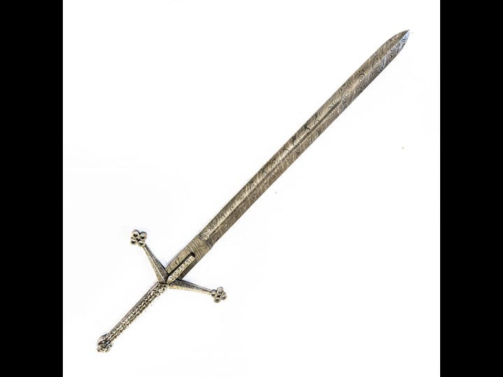 lion-claymore-sword-a-scottish-symbol-of-strength-battling-blades-1