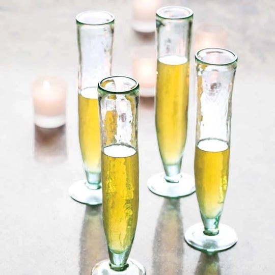 champagne-flutes-delancy-champagne-flutes-for-memorable-occasions-1