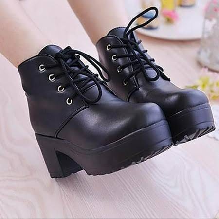 Women's Flat Ankle Boots for Comfortable Everyday Wear | Image