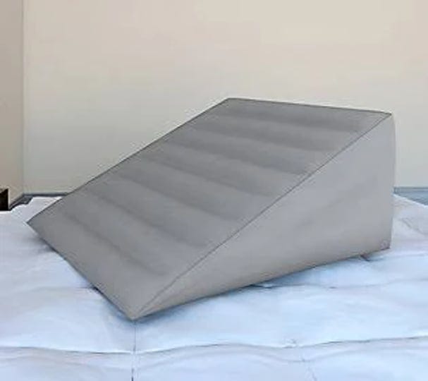 thomasville-dual-chamber-inflatable-air-wedge-pillow-1