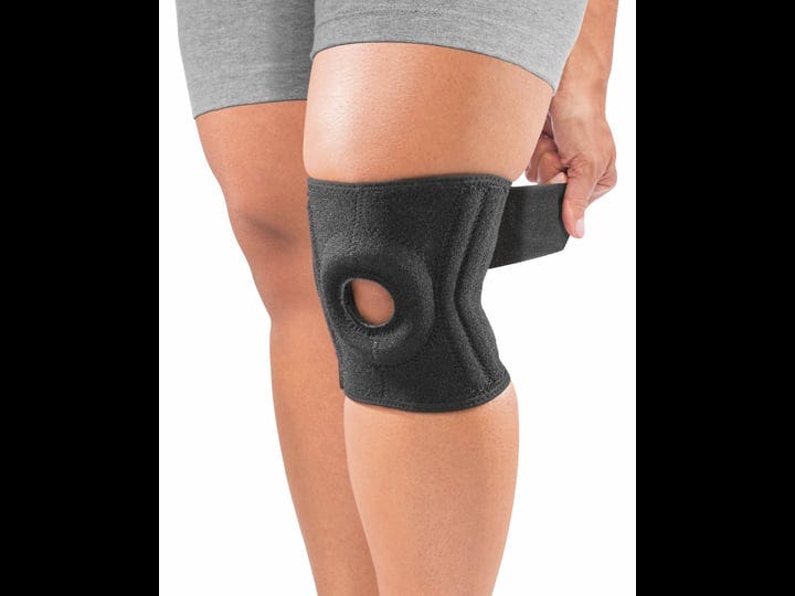 mueller-knee-stabilizer-premium-moderate-support-one-size-fits-most-up-to-xxl-1