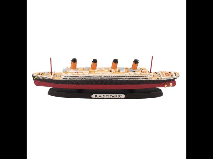 titanic-resin-model-1