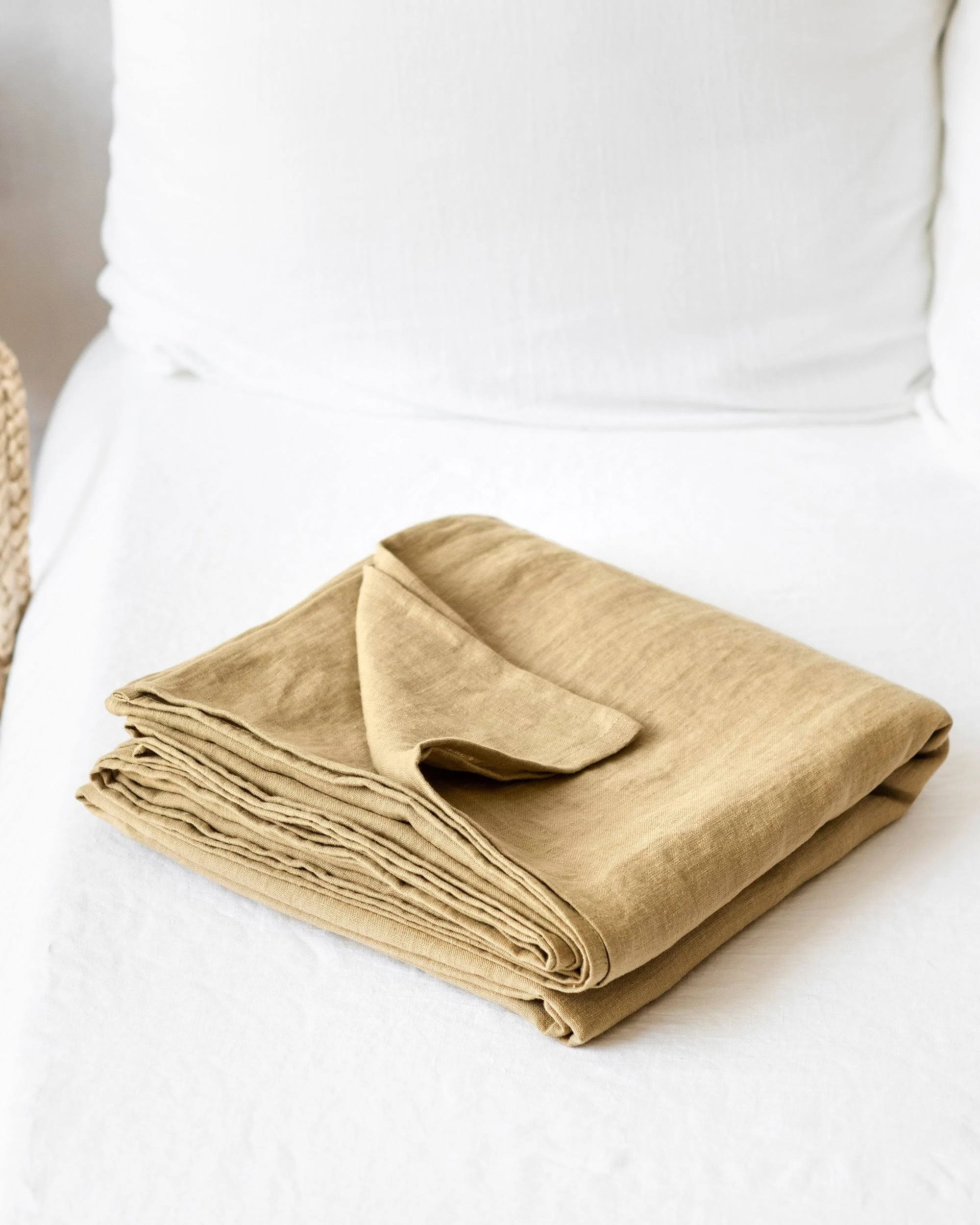 Soft, Oversized Linen Flat Sheet | Image