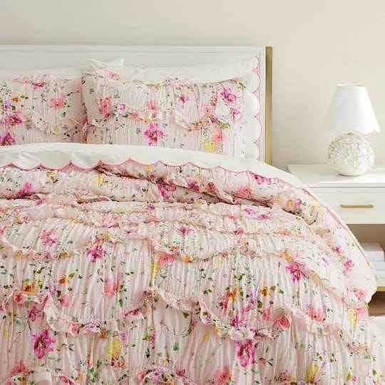 monique-lhuillier-floral-texture-quilt-full-queen-multi-1