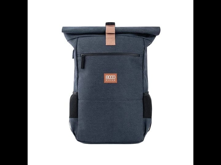8000kicks-hemp-backpack-navy-blue-model-everyday-1
