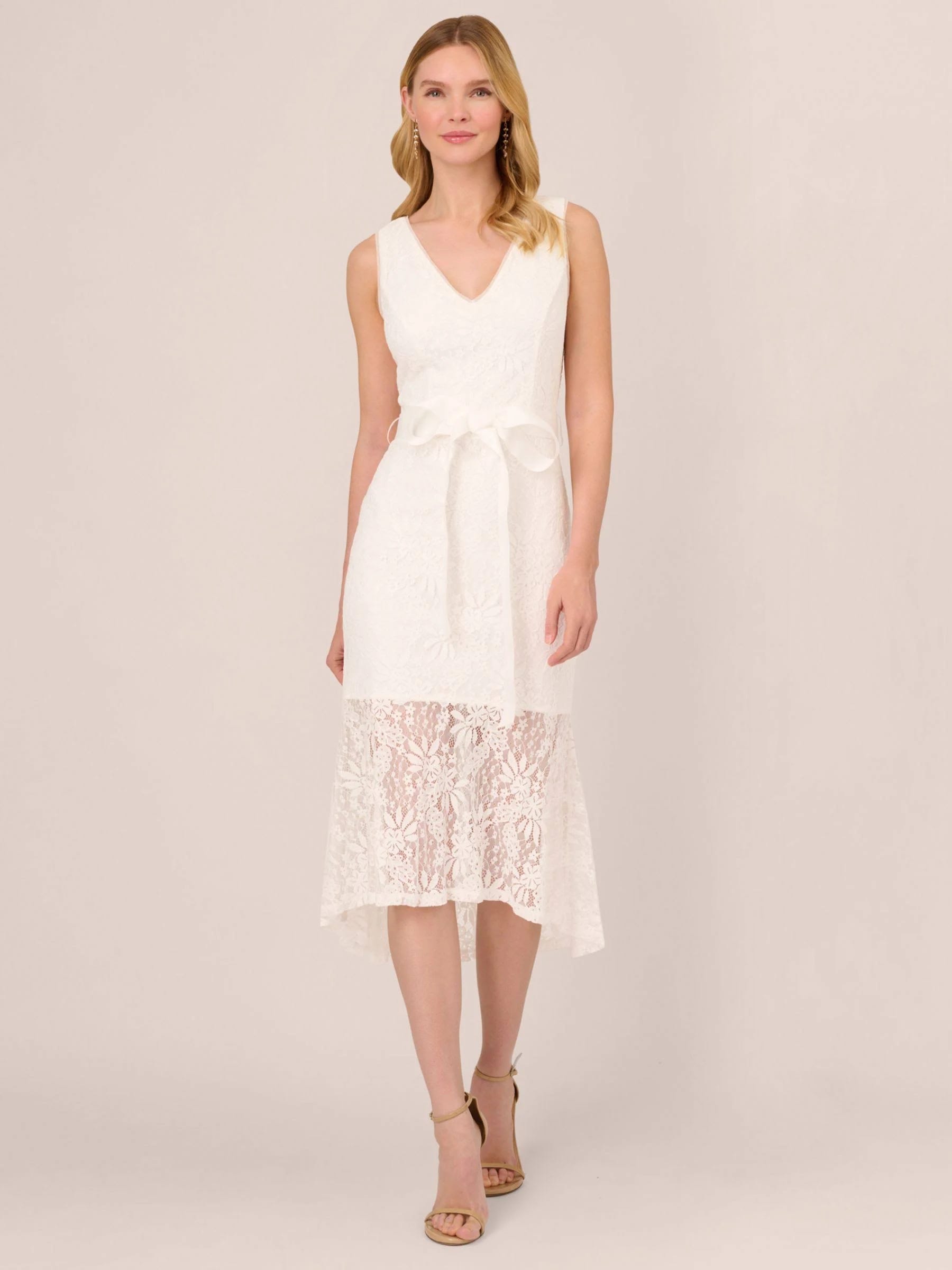 Luxurious Midi Lace Dress with Polyester Lining | Image