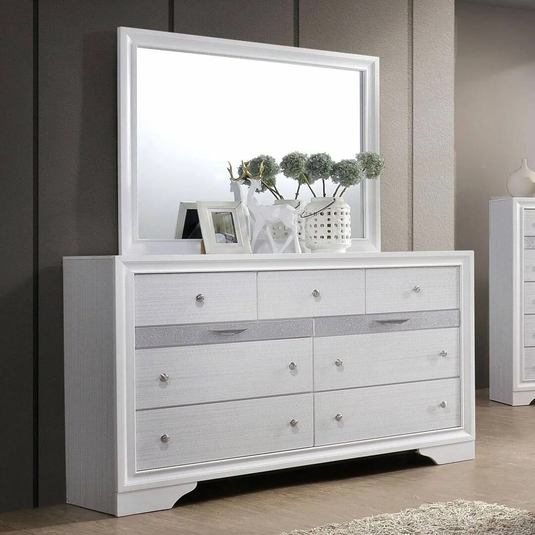 Elegant 9-Drawer Dresser in White for Practical and Stylish Storage | Image