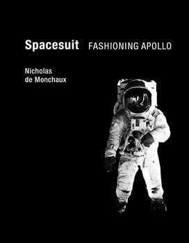 spacesuit-2440593-1