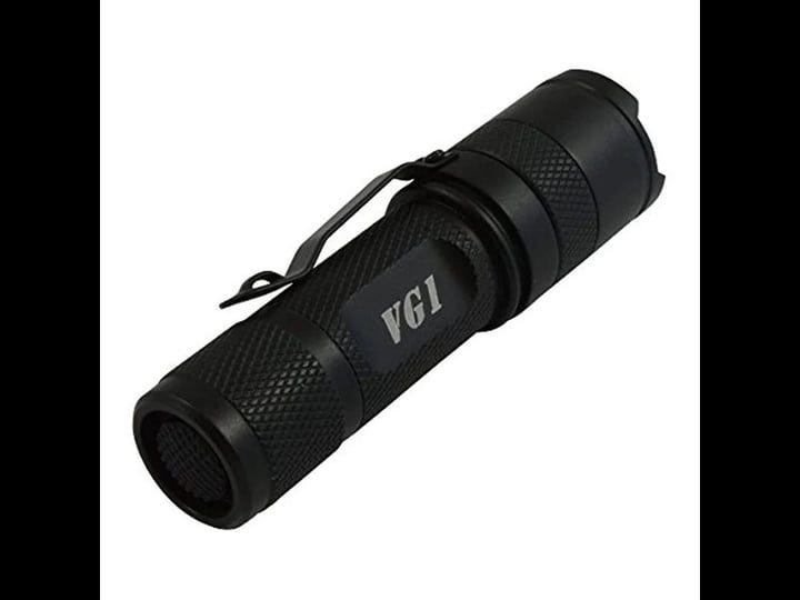 helotex-vg1-cree-led-adjustable-focus-aa-zoom-flashlight-1