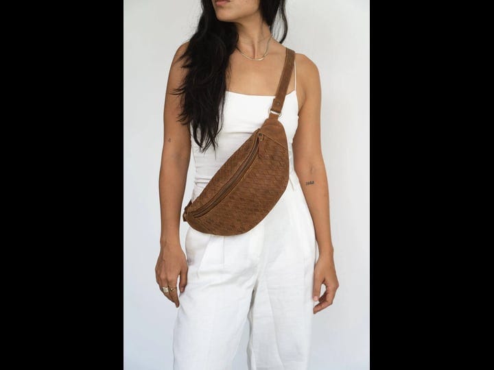 mandrn-the-woven-atlas-saddle-brown-leather-fanny-pack-1