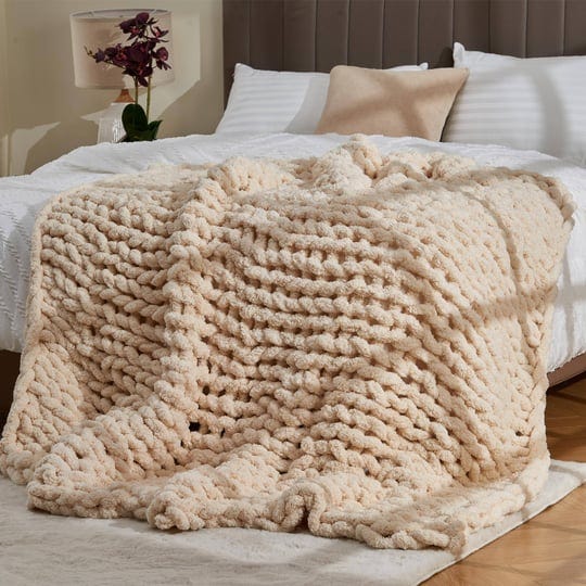 chunky-knit-soft-throw-blanket-cream-chunky-chenille-cable-knitted-fluffy-warm-chunky-throw-blanket--1
