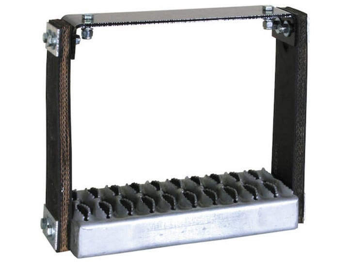 buyers-products-5231130-flexible-rubber-step-30-w-x-11-t-1