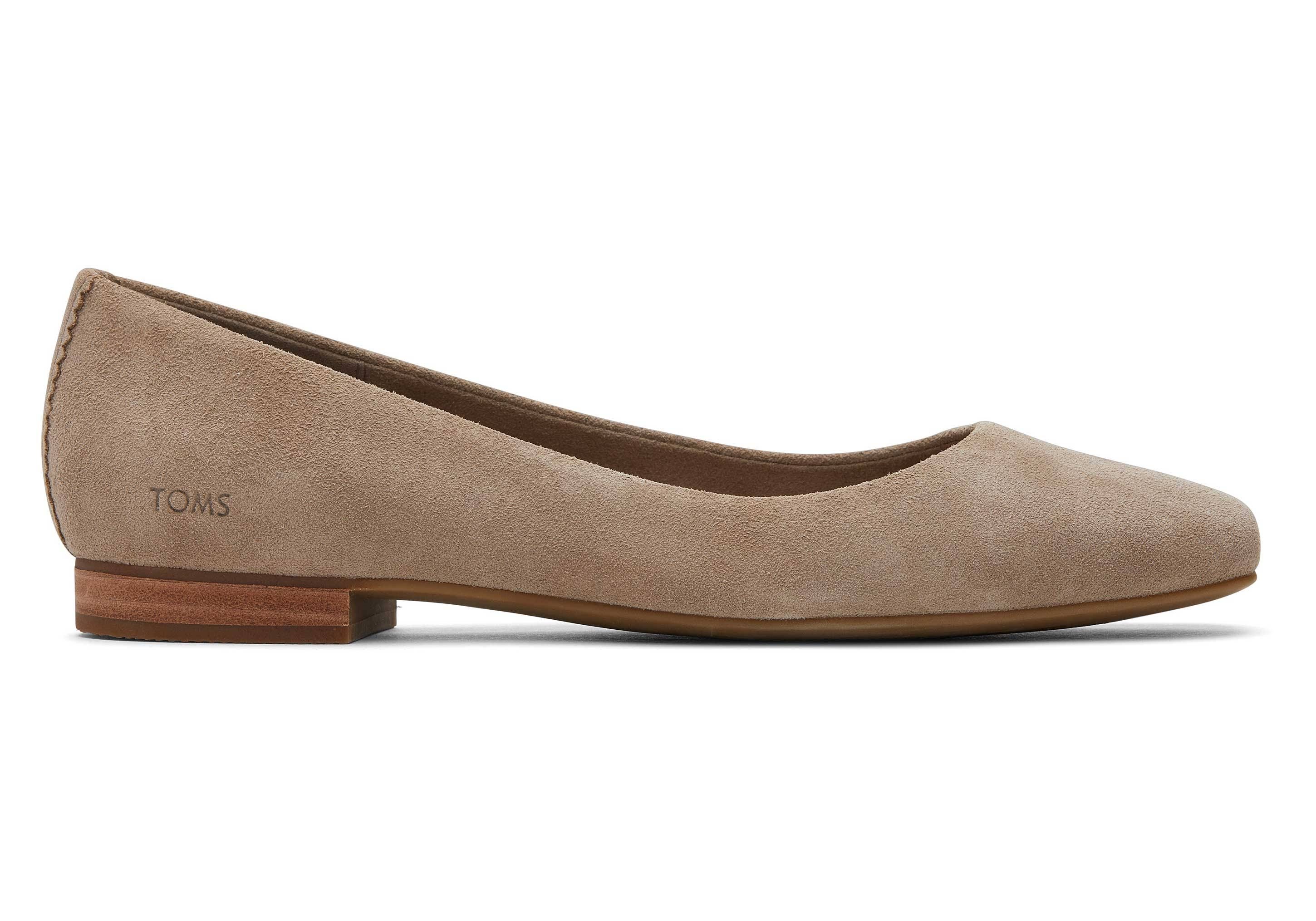 Sleek and Sustainable Cream Flat Shoes: Toms Briella Ballet Flat with OrthoLite Footbed | Image
