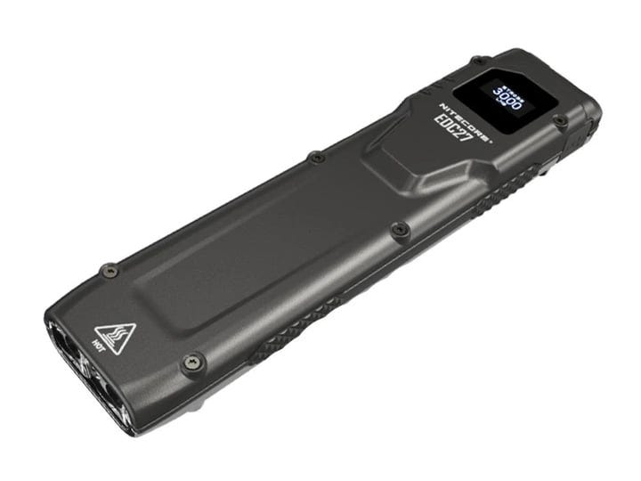 nitecore-edc27-3000-lumen-ultra-slim-flat-flashlight-1