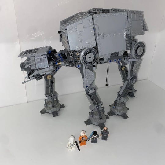 lego-star-wars-motorized-walking-at-at-10178-1