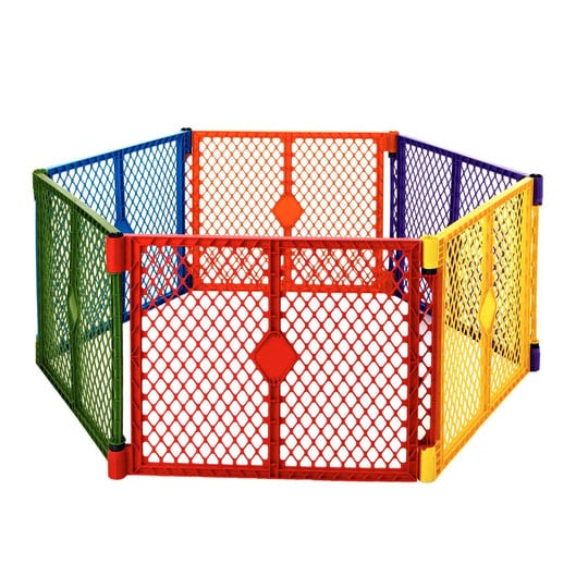 north-states-6-panel-playard-1