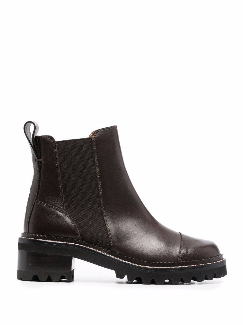 Stylish Chloé Leather Mallory Brown Boots | Image