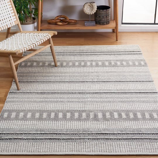 safavieh-3-x-5-ft-natura-flat-weave-rectangle-area-rug-grey-black-1