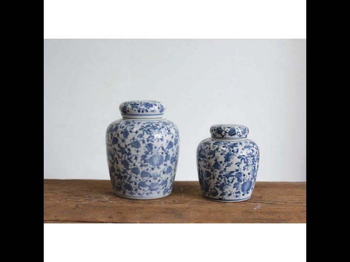 blue-and-white-decorative-ceramic-ginger-jar-with-lid-1