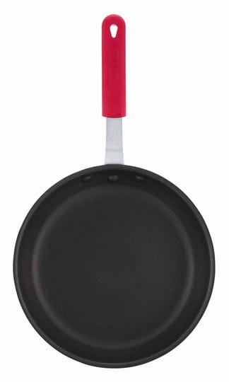 winco-afp-8ns-h-majestic-8-non-stick-aluminum-fry-pan-with-sleeve-quantum-1