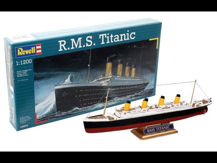 revell-05804-rms-titanic-1