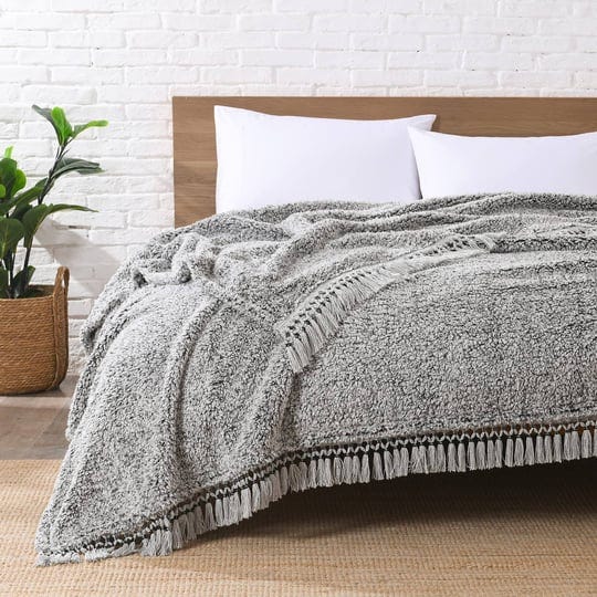 horimote-home-ultra-soft-fleece-sherpa-blanket-king-sizelightweight-cozy-boho-bed-blanket-with-decor-1