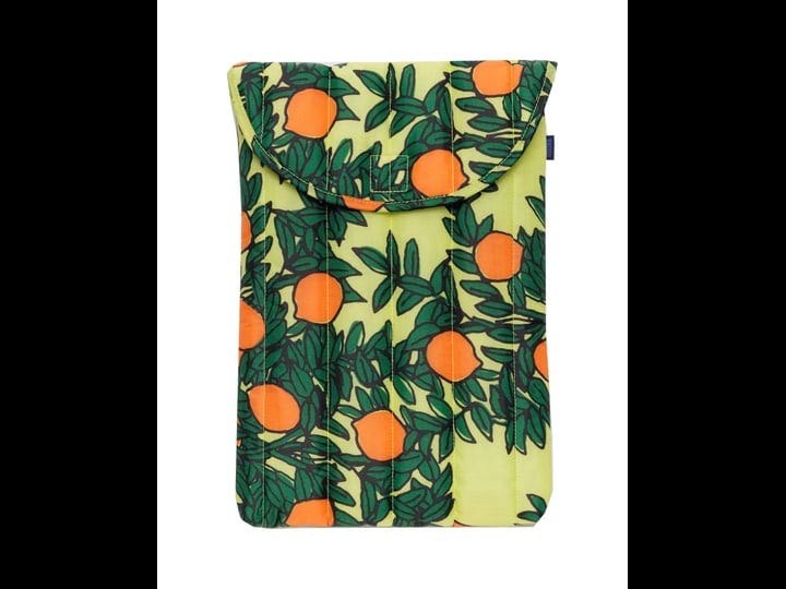 baggu-puffy-laptop-sleeve-16-green-gingham-1