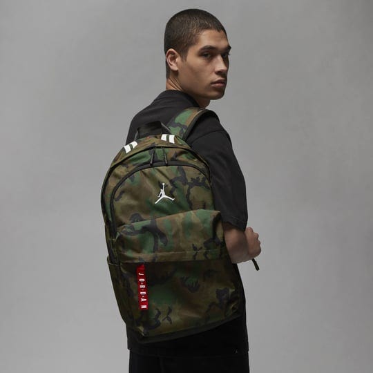 jordan-air-patrol-backpack-camo-1