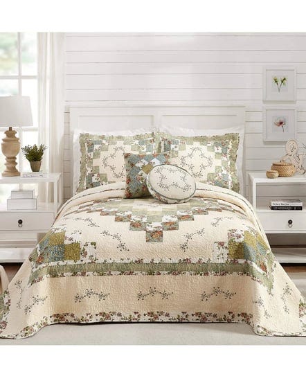 modern-heirloom-olivia-bedspread-queen-green-1