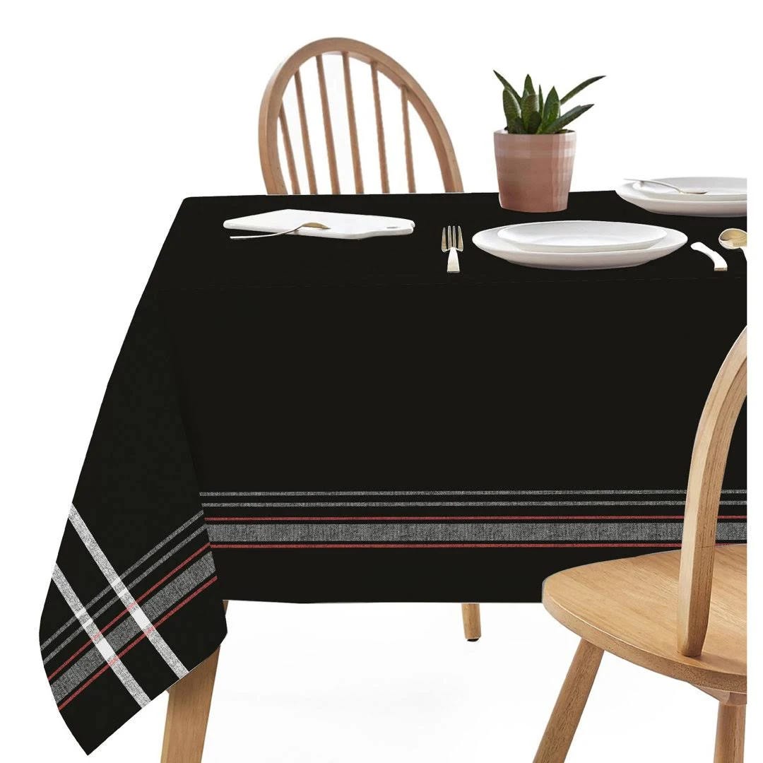 IH Casa Decor Black French Border Tablecloth (52 x 72) | Image