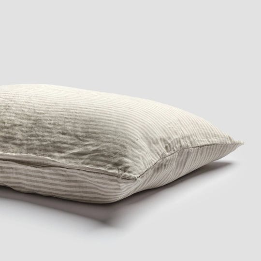 piglet-in-bed-set-of-2-linen-pillowcases-in-oatmeal-stripe-at-nordstrom-size-king-1