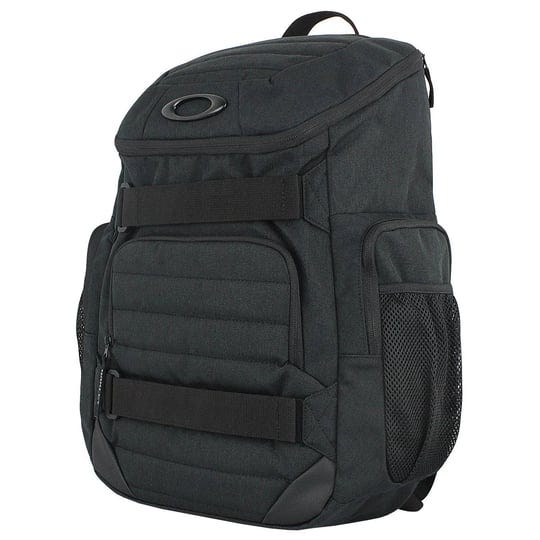 oakley-enduro-3-0-big-backpack-blackout-1