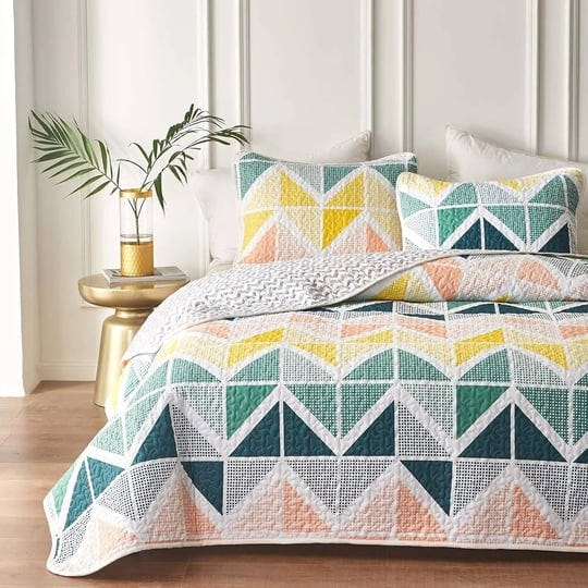 3-piece-reversible-colorful-quilt-set-queen-size-with-green-orange-yellow-cubes-1