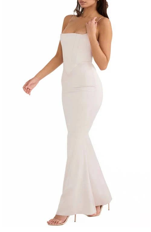 Stylish Strapless Maxi Dress for Elegant Occasions | Image