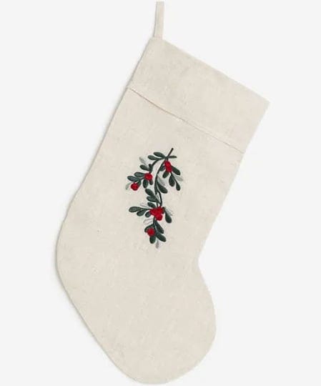 baby-beige-embroidered-motif-christmas-stocking-hm-1