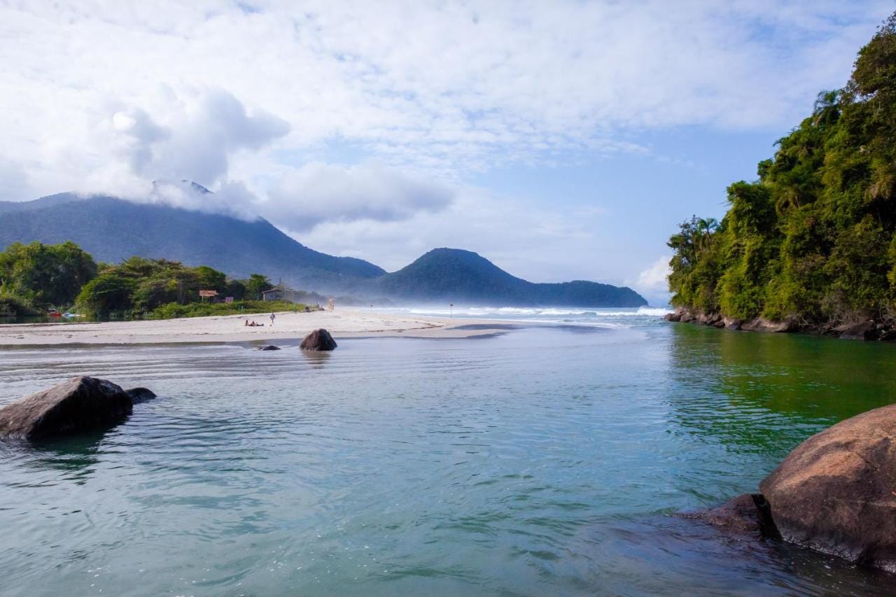 Descubra 5 Razões Irresistíveis para se Hospedar no Sintonia Surf Hostel em Itamambuca, Ubatuba por Apenas R$56 -