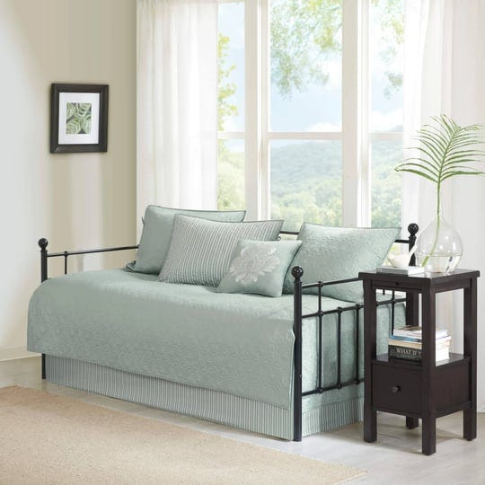 madison-park-quebec-6-piece-daybed-set-seafoam-1