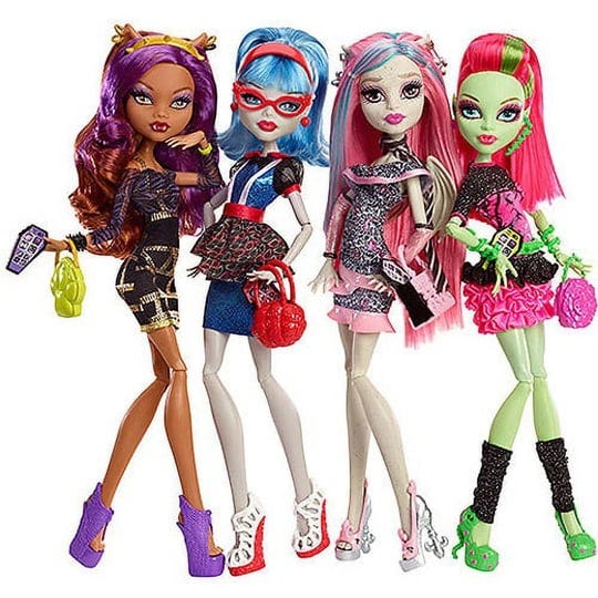 monster-high-ghouls-night-out-4-doll-set-rochelle-goyle-clawdeen-wolf-ghoulia-yelps-venus-mcflytrap-1
