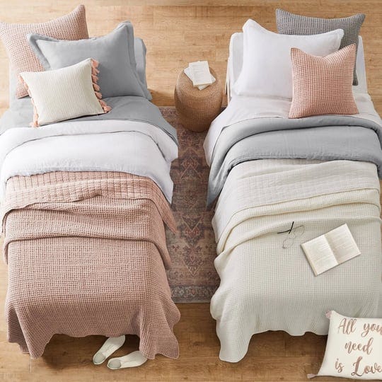 levtex-mills-waffle-quilt-set-king-blush-1