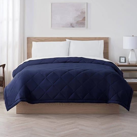 serta-supersoft-washed-cooling-blanket-navy-king-1