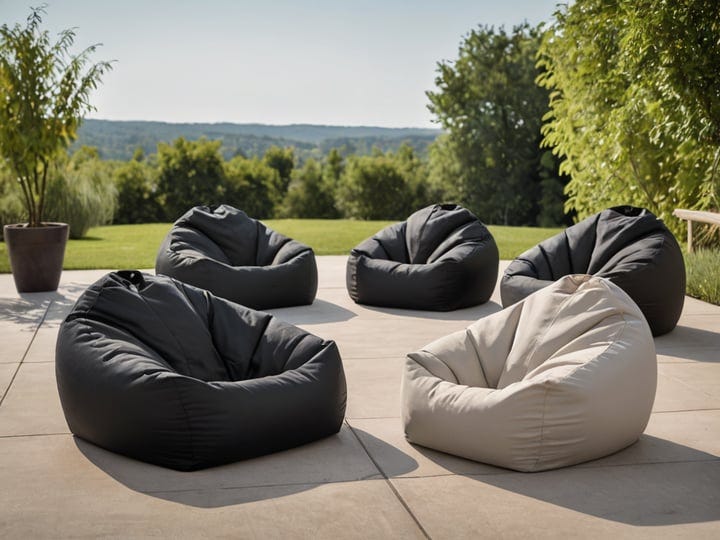 Black-Bean-Bag-Chairs-4