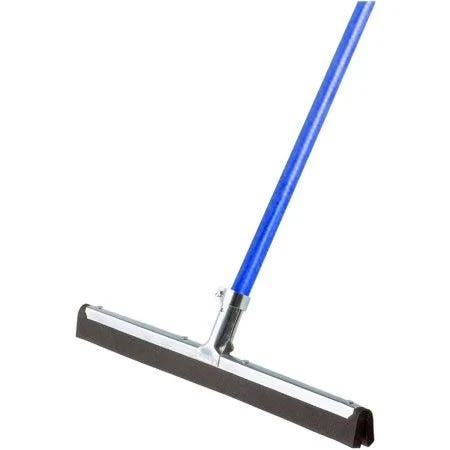 Ettore Floor Squeegee for Spill Cleanup | Image