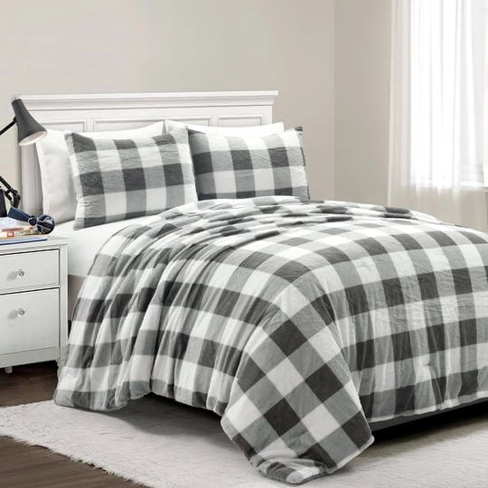 plaid-ultra-soft-faux-fur-light-weight-all-season-comforter-light-gray-3pc-set-king-lush-decor-21t01-1